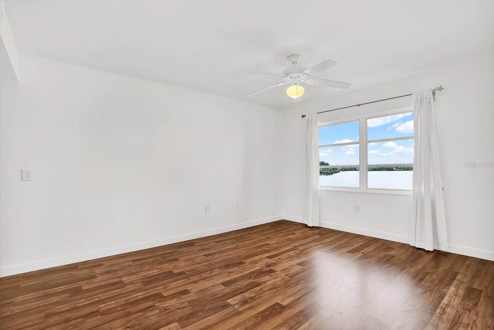 5020 BRITTANY DR S #212, ST PETERSBURG, FL, 33715