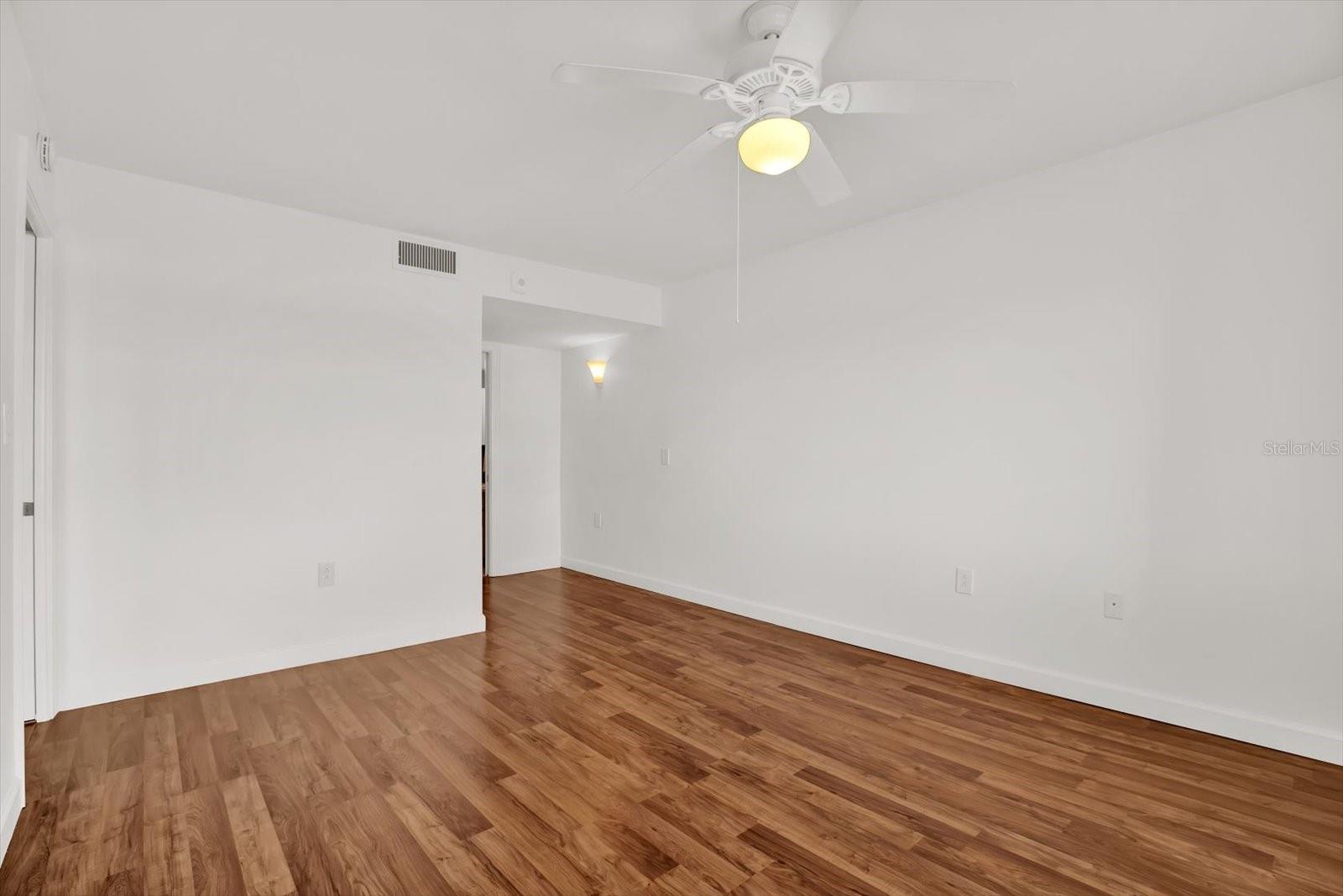 5020 BRITTANY DR S #212, ST PETERSBURG, FL, 33715
