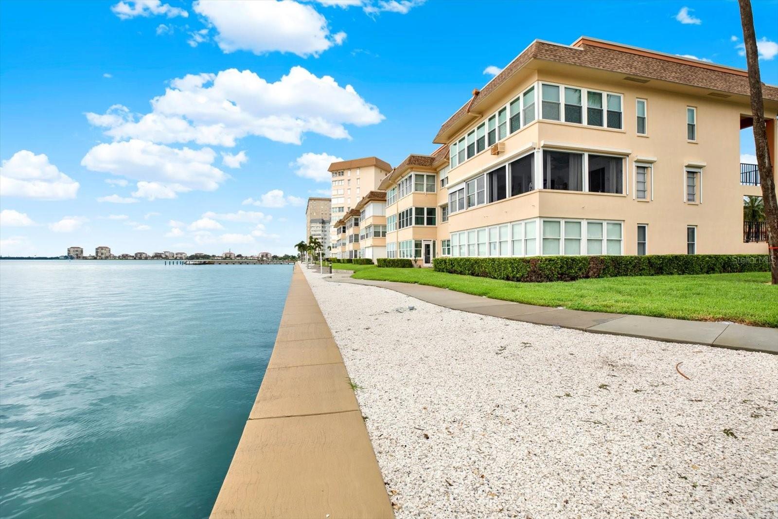 5020 BRITTANY DR S #212, ST PETERSBURG, FL, 33715