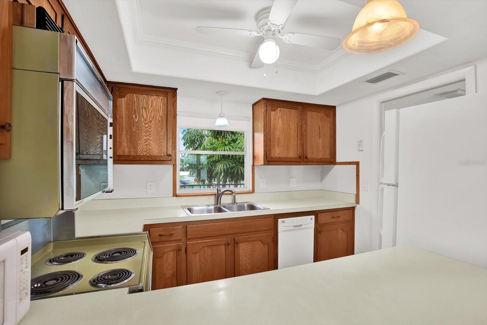 5020 BRITTANY DR S #212, ST PETERSBURG, FL, 33715
