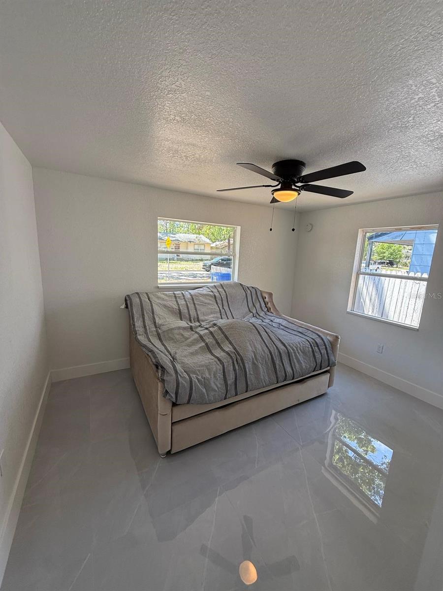 427 40TH AVE S, ST PETERSBURG, FL, 33705