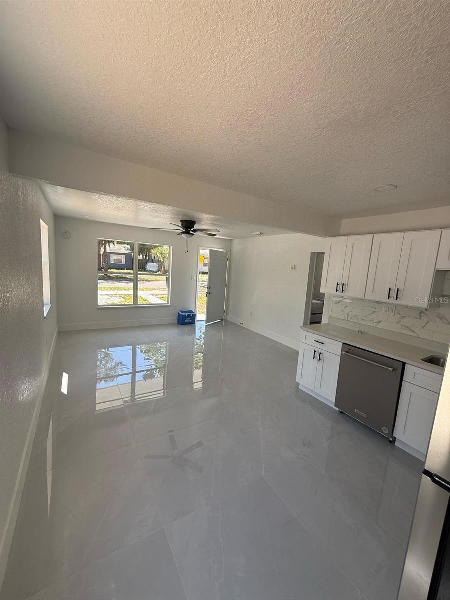 427 40TH AVE S, ST PETERSBURG, FL, 33705