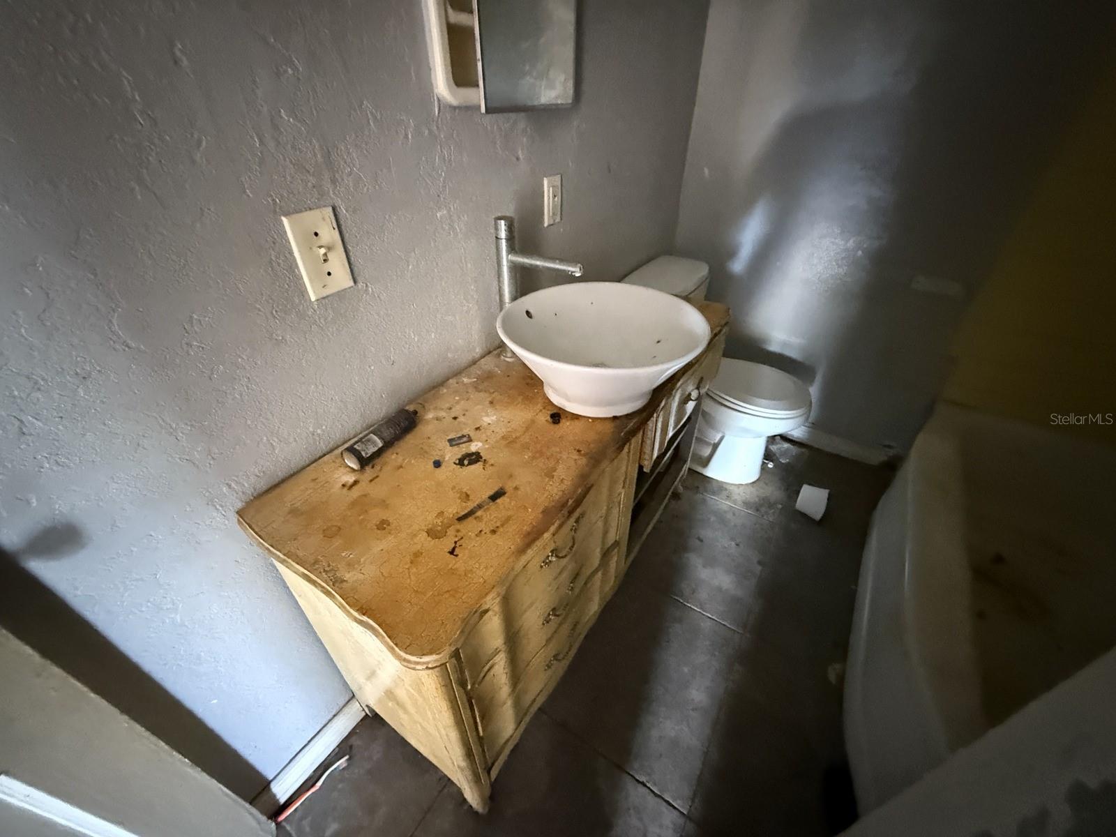 2551 17TH AVE S, ST PETERSBURG, FL, 33712