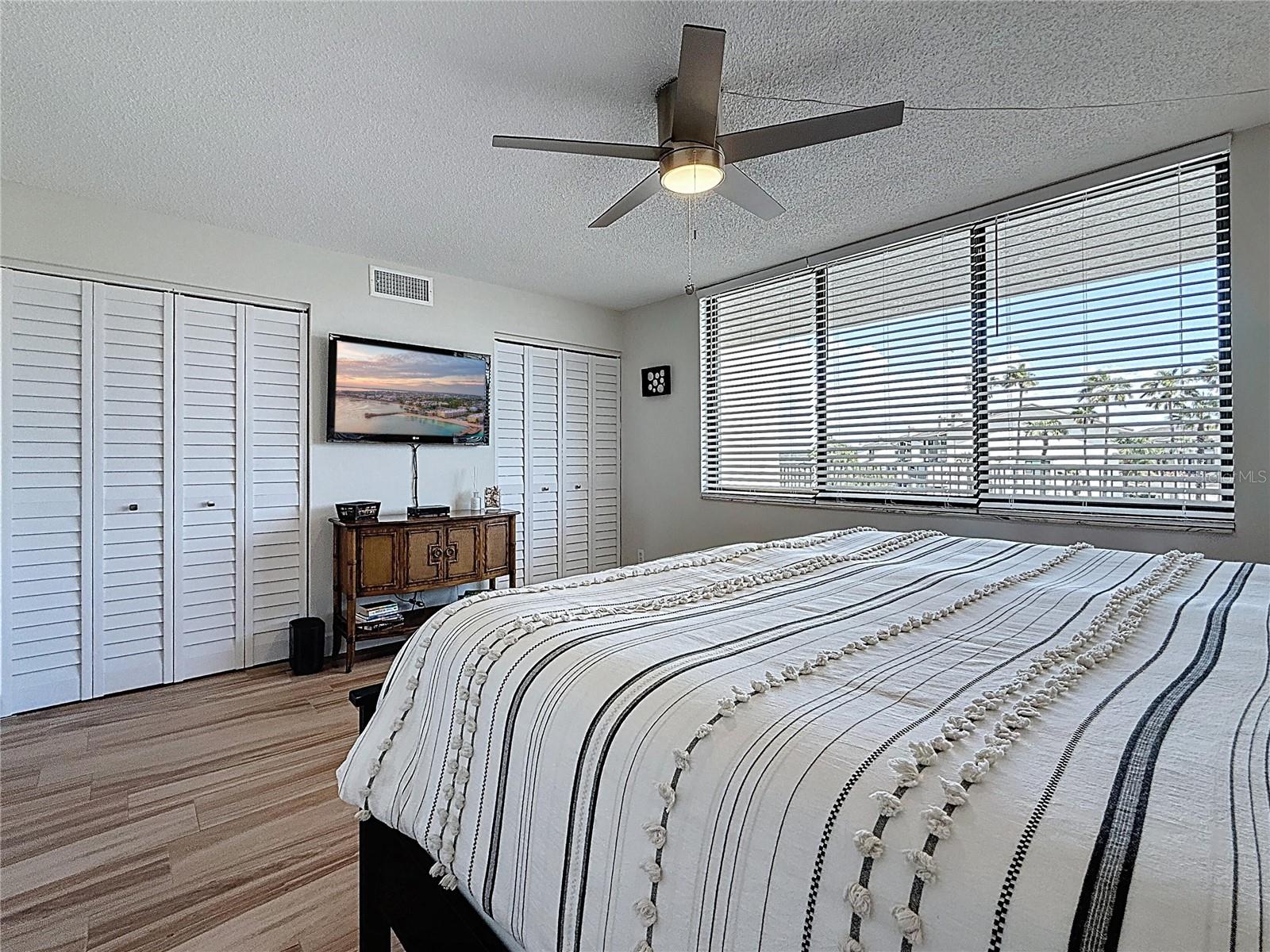 1581 GULF BLVD #102N, CLEARWATER BEACH, FL, 33767