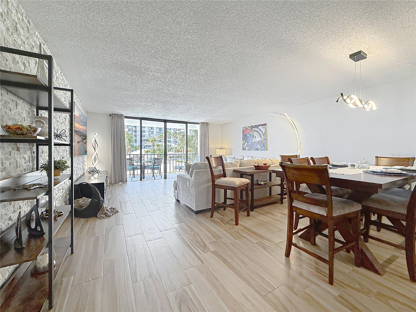 1581 GULF BLVD #102N, CLEARWATER BEACH, FL, 33767