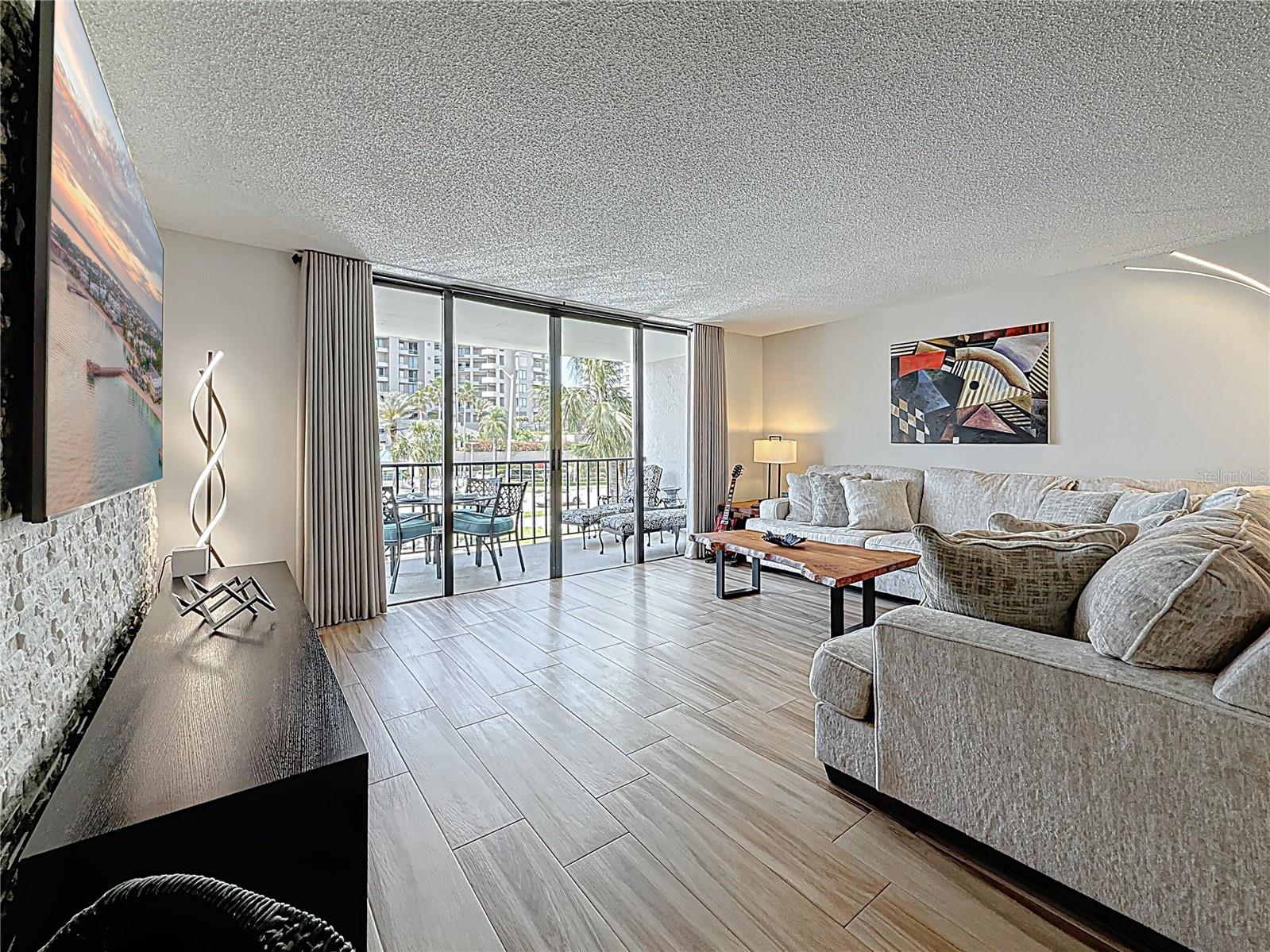 1581 GULF BLVD #102N, CLEARWATER BEACH, FL, 33767