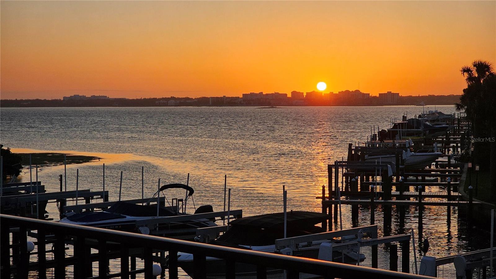 1581 GULF BLVD #102N, CLEARWATER BEACH, FL, 33767