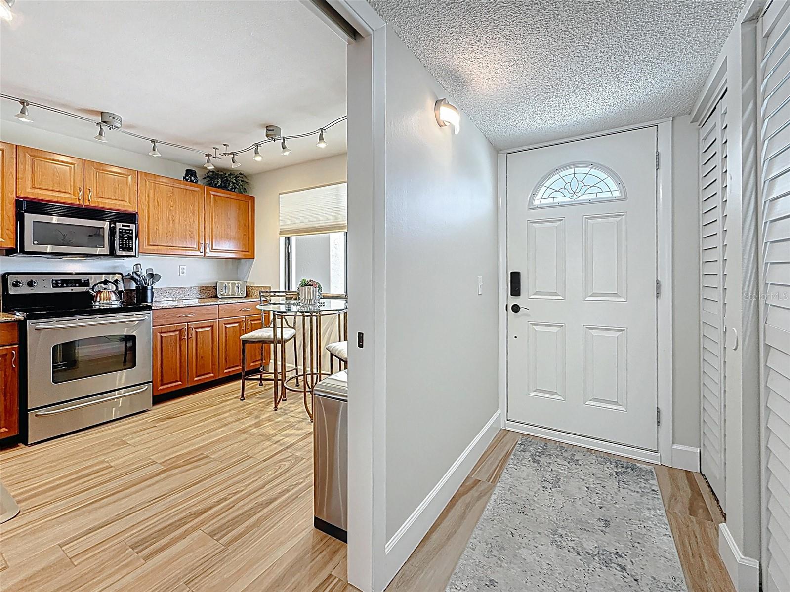 1581 GULF BLVD #102N, CLEARWATER BEACH, FL, 33767