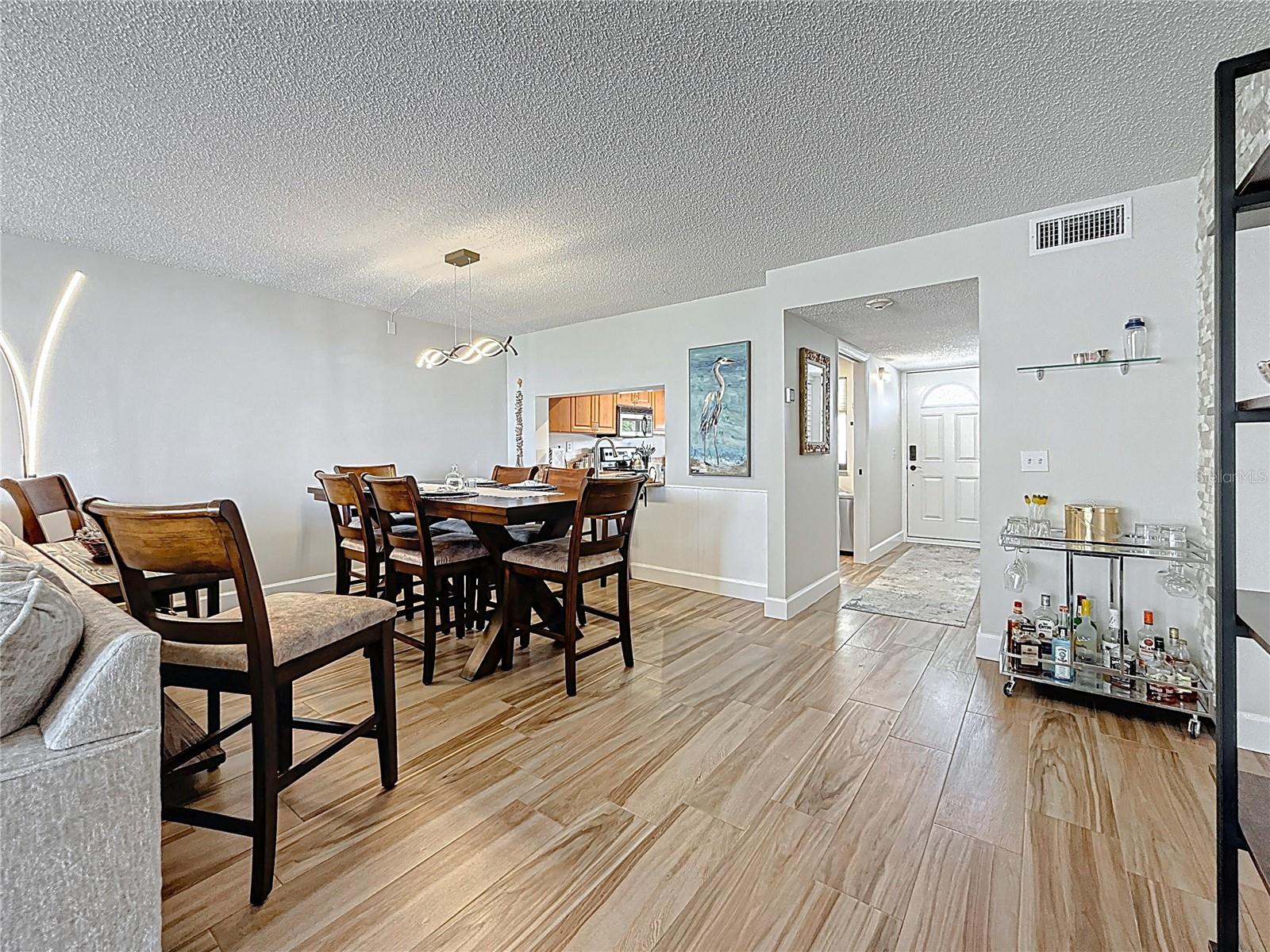 1581 GULF BLVD #102N, CLEARWATER BEACH, FL, 33767