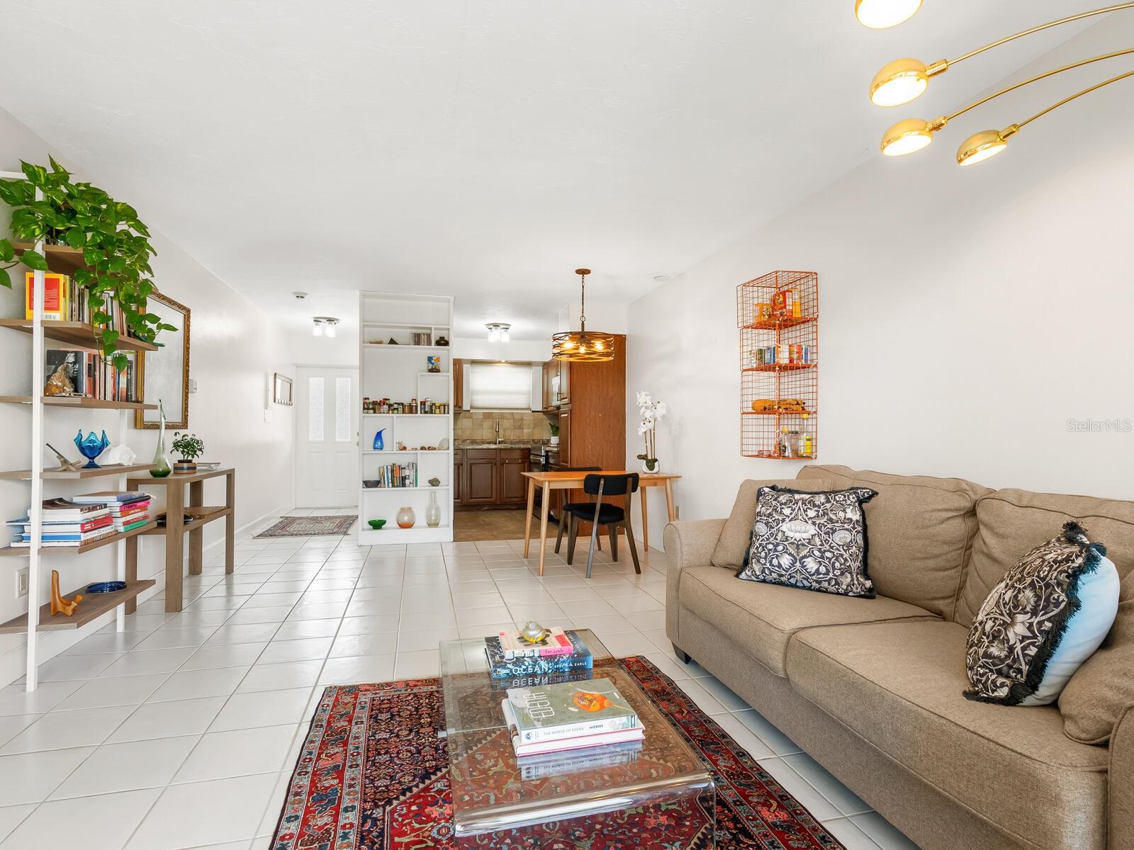2155 WOOD ST #B18, SARASOTA, FL, 34237