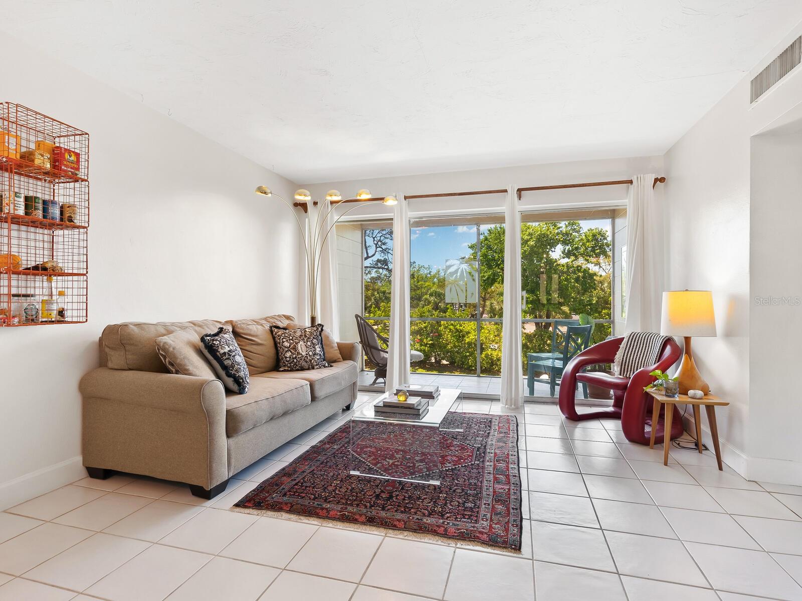 2155 WOOD ST #B18, SARASOTA, FL, 34237