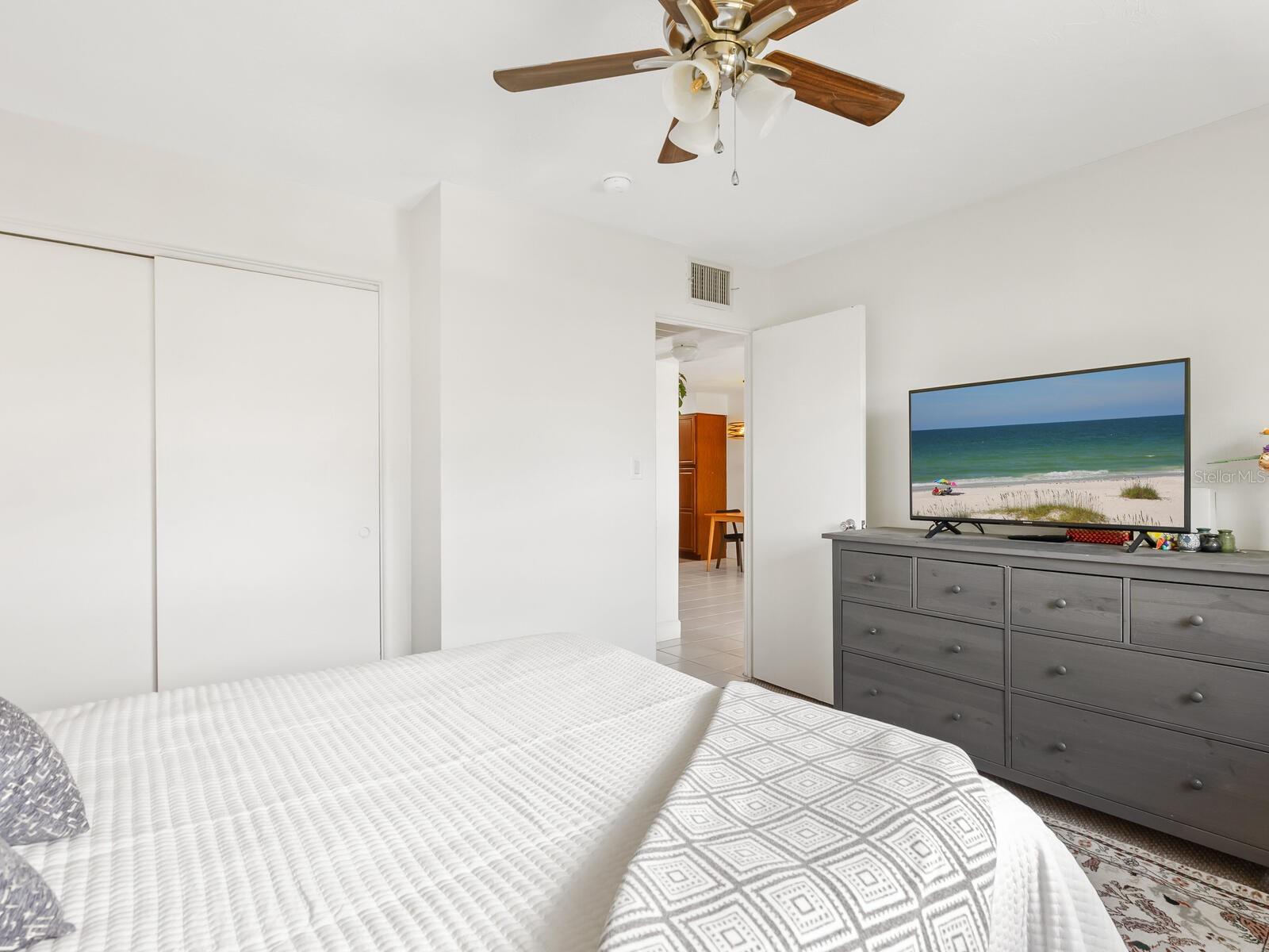 2155 WOOD ST #B18, SARASOTA, FL, 34237