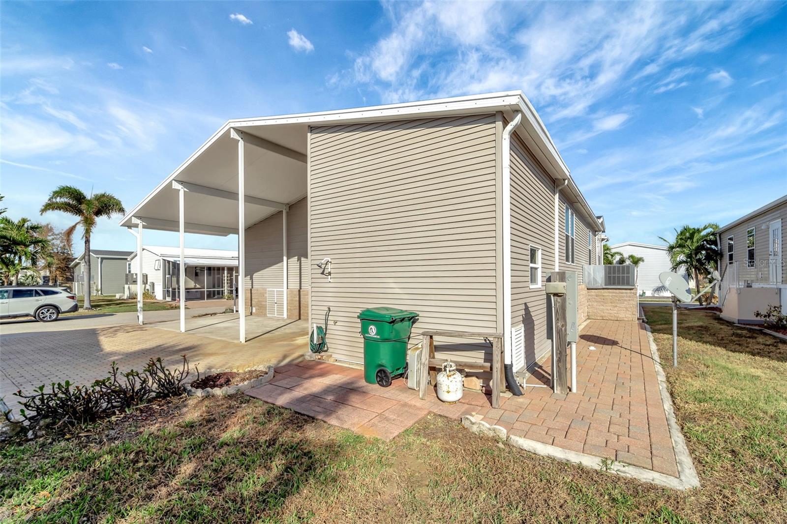 16 COPENHAGEN AVE, PUNTA GORDA, FL, 33950