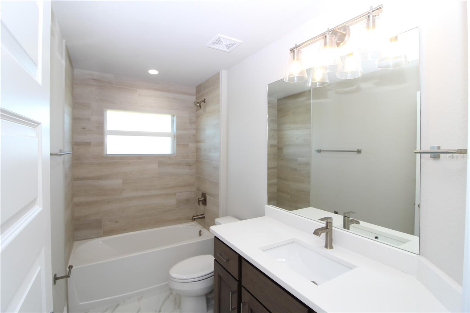 10071 SUNDAY DR, PORT CHARLOTTE, FL, 33981