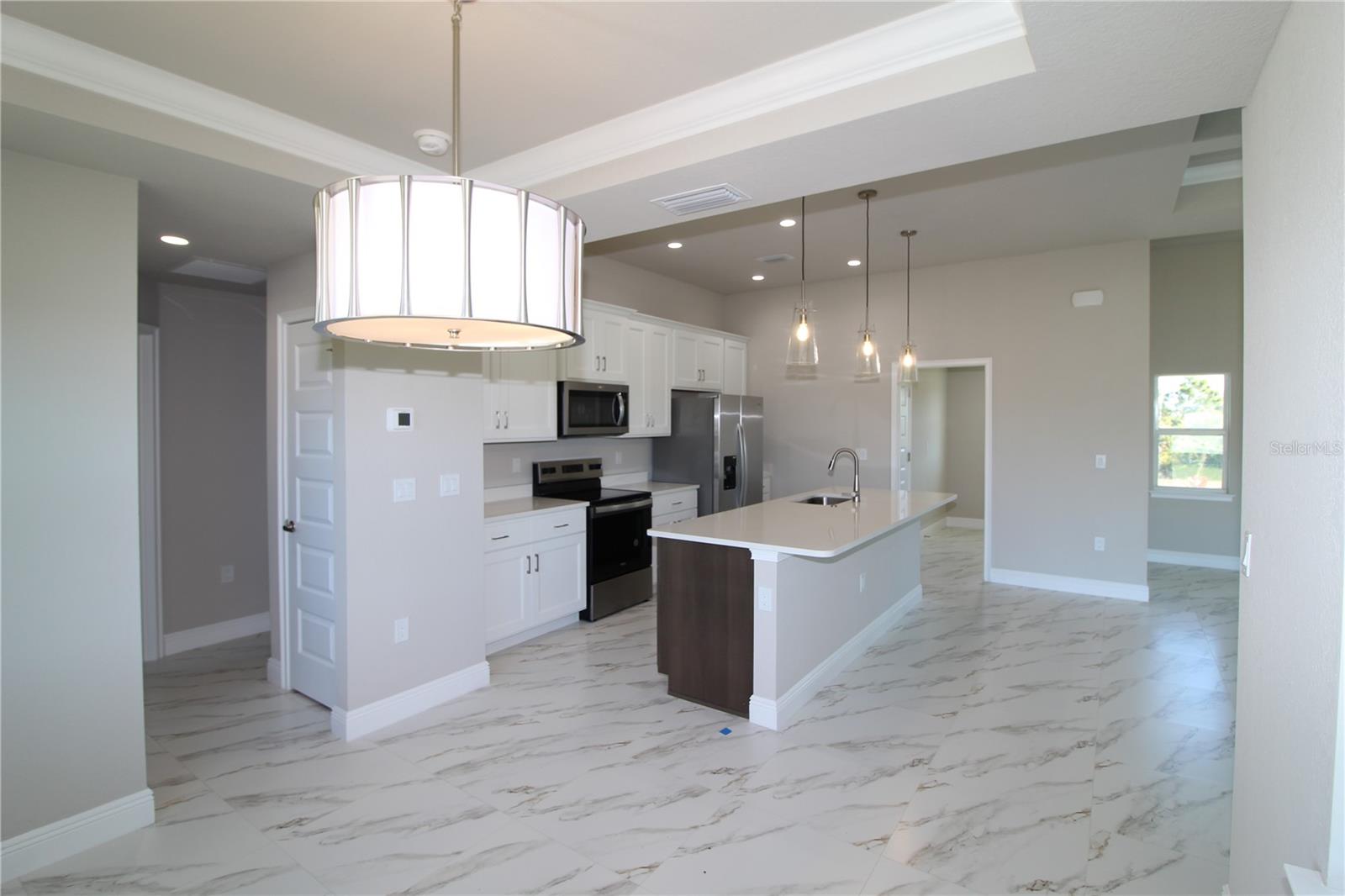 10071 SUNDAY DR, PORT CHARLOTTE, FL, 33981