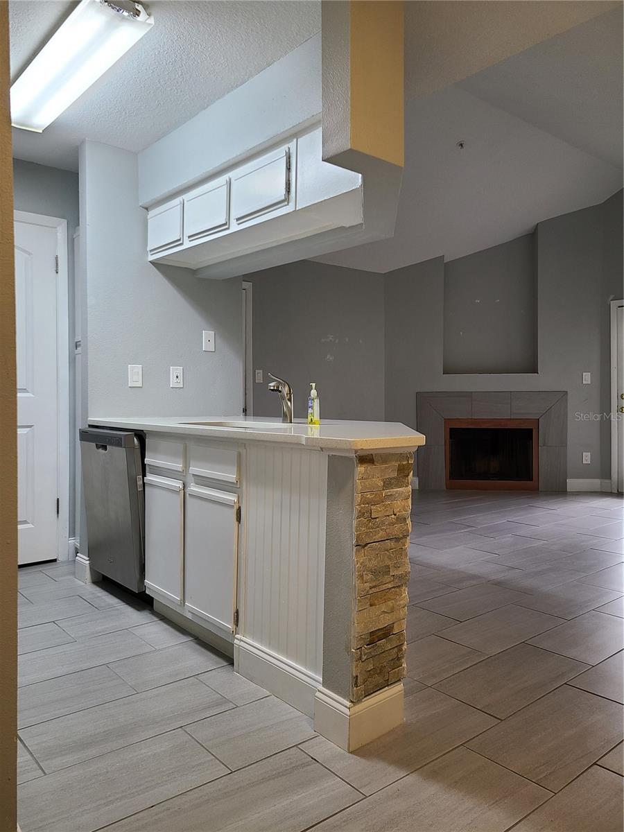 234 AFTON SQ #305, ALTAMONTE SPRINGS, FL, 32714