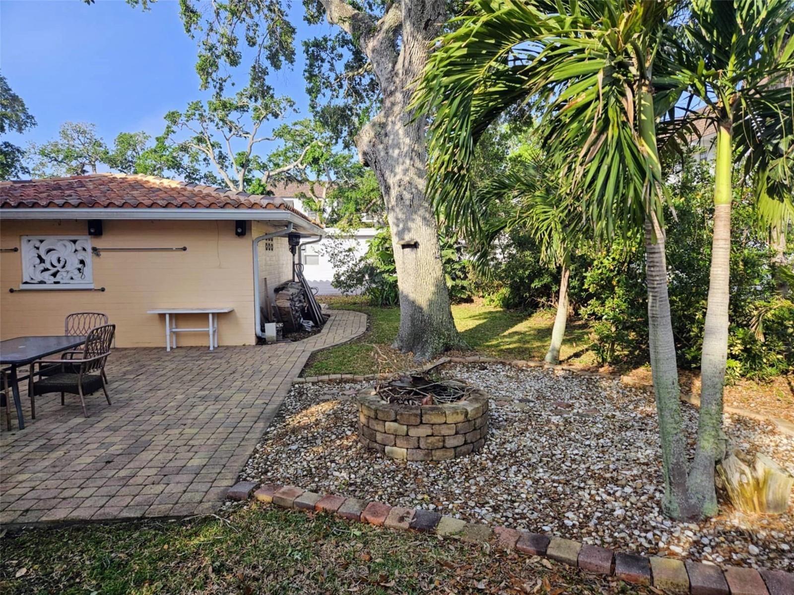 123-125 MITCHELL PL, DAYTONA BEACH, FL, 32118