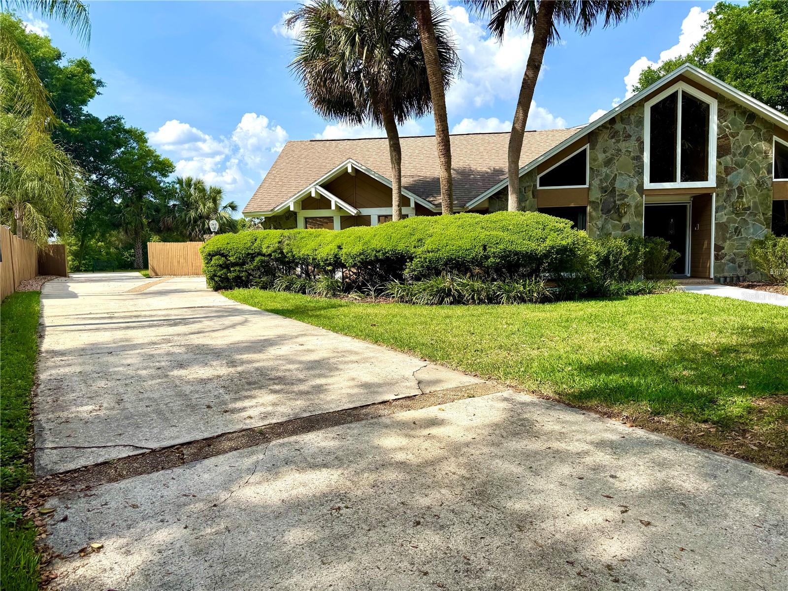 2155 PALM VIEW DR, APOPKA, FL, 32712
