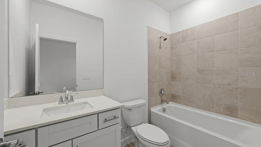 8226 SHORE LAKE DR, ENGLEWOOD, FL, 34224