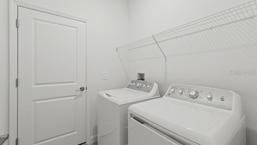 8226 SHORE LAKE DR, ENGLEWOOD, FL, 34224