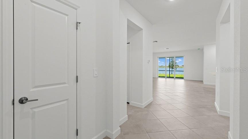 8226 SHORE LAKE DR, ENGLEWOOD, FL, 34224