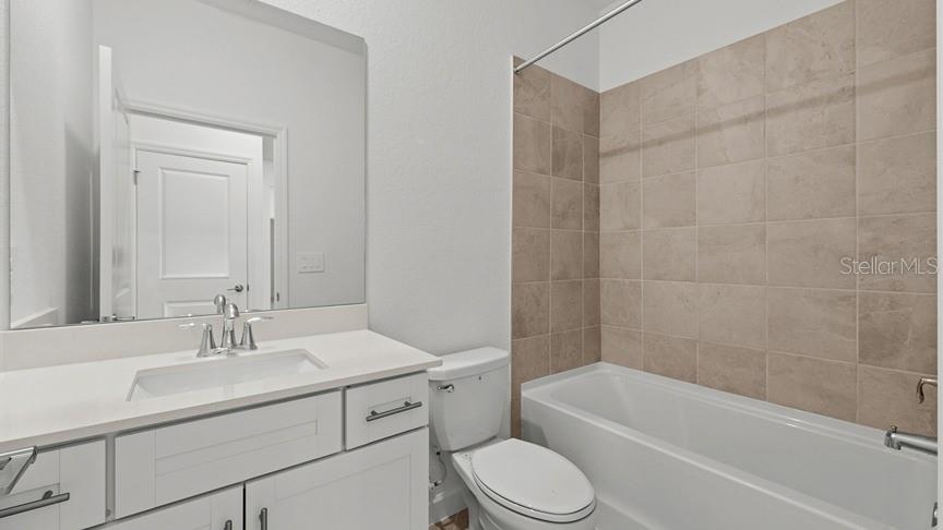 8226 SHORE LAKE DR, ENGLEWOOD, FL, 34224