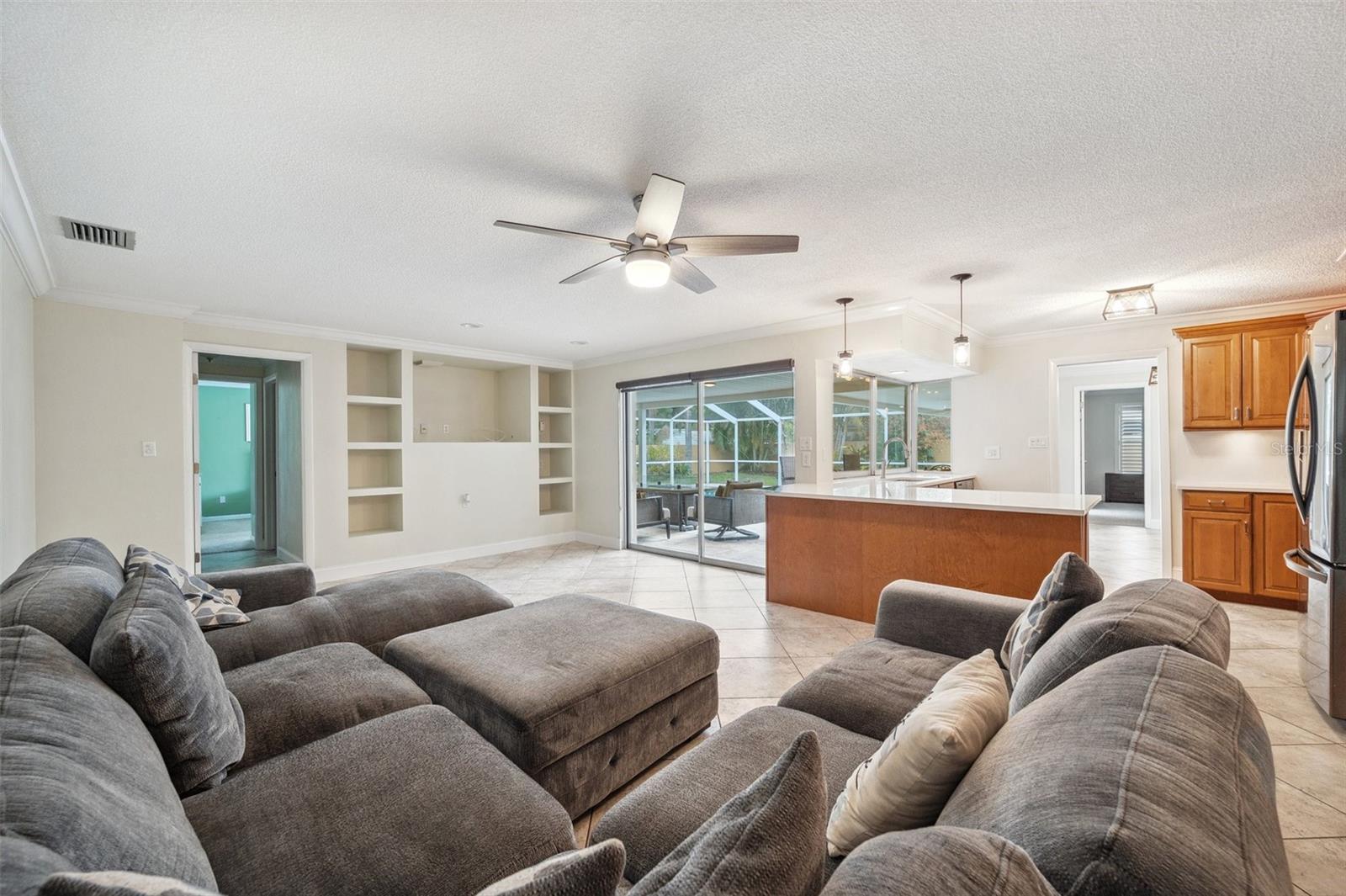 2216 EL DE ORO DR, CLEARWATER, FL, 33764