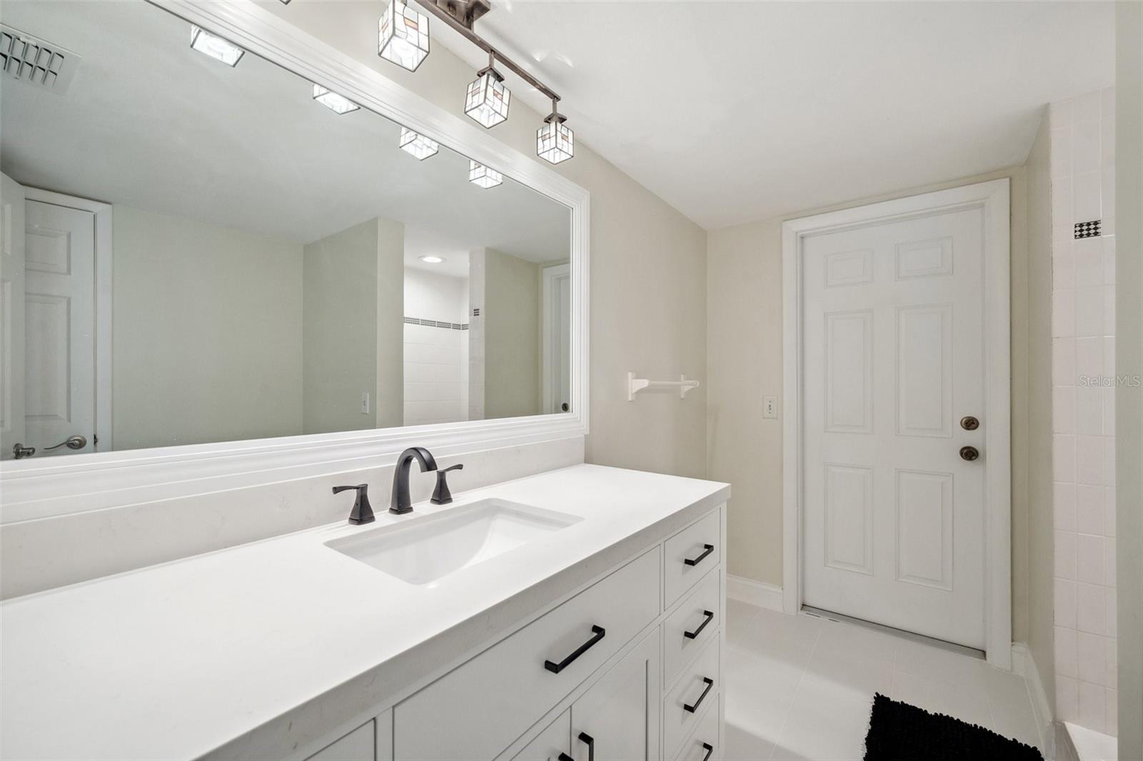 2216 EL DE ORO DR, CLEARWATER, FL, 33764