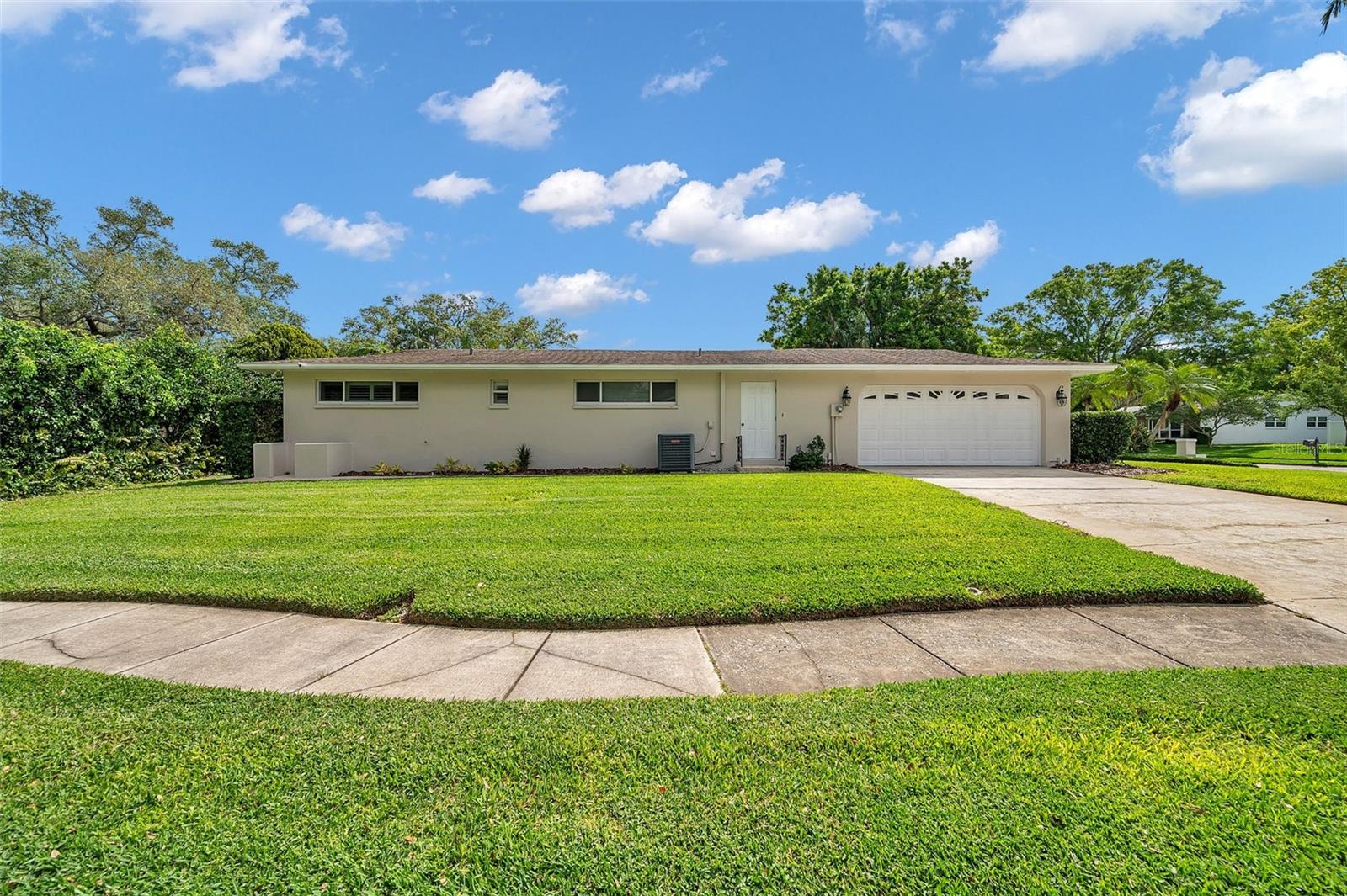 2216 EL DE ORO DR, CLEARWATER, FL, 33764