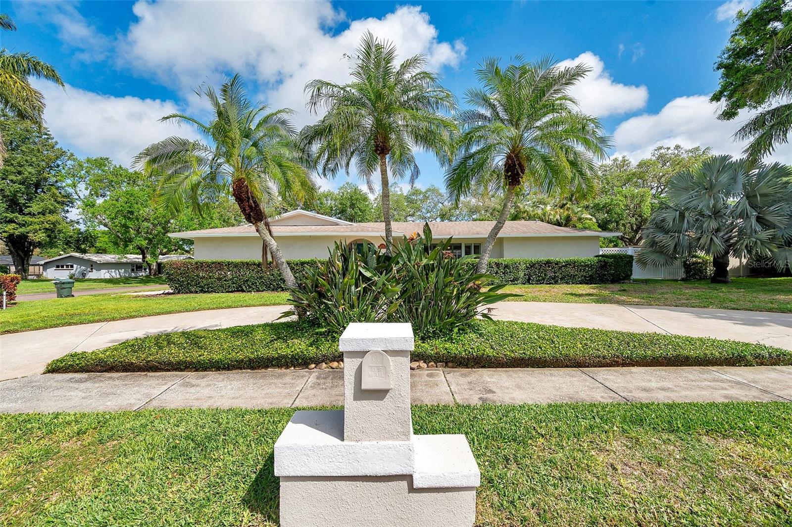 2216 EL DE ORO DR, CLEARWATER, FL, 33764