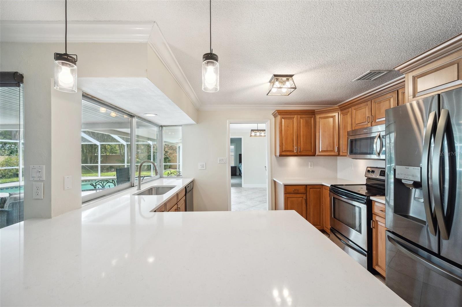 2216 EL DE ORO DR, CLEARWATER, FL, 33764