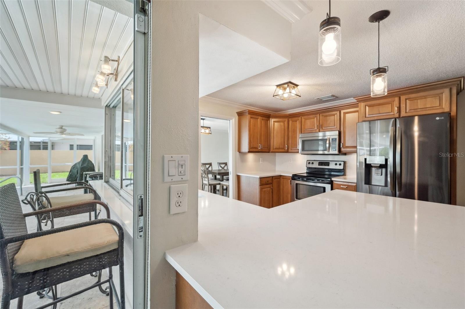 2216 EL DE ORO DR, CLEARWATER, FL, 33764