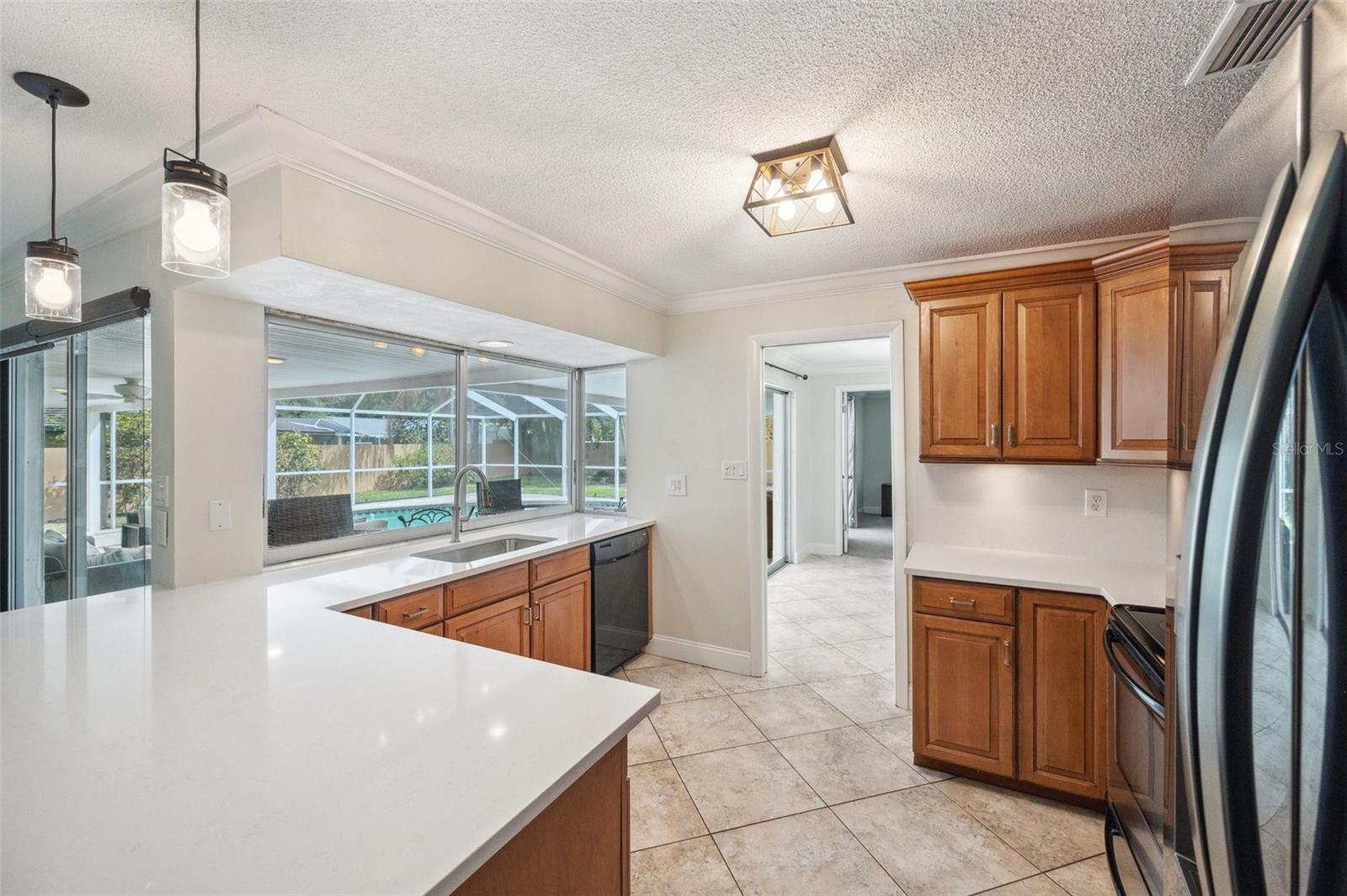 2216 EL DE ORO DR, CLEARWATER, FL, 33764