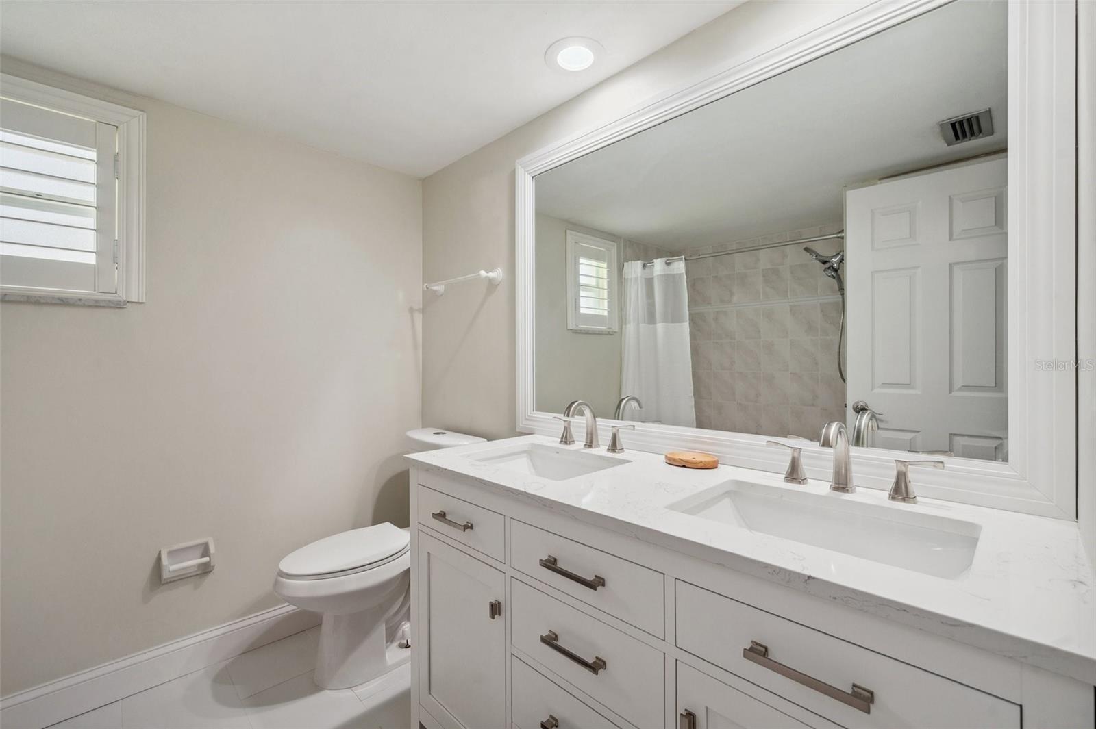 2216 EL DE ORO DR, CLEARWATER, FL, 33764