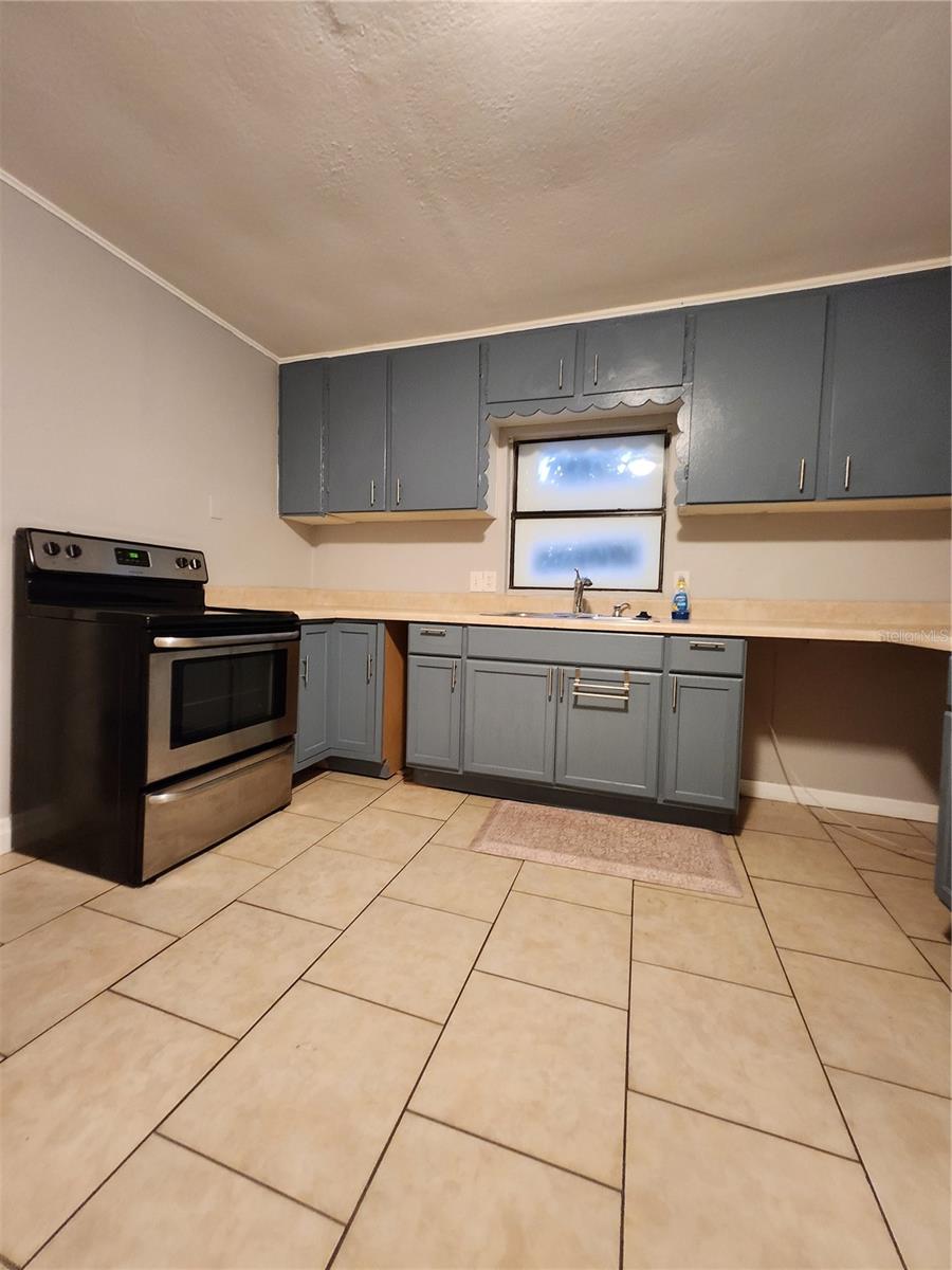 EL PORTAL, TAMPA, FL, 33604