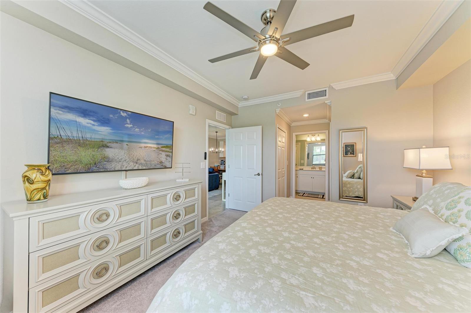 18008 GAWTHROP DR #105, BRADENTON, FL, 34211