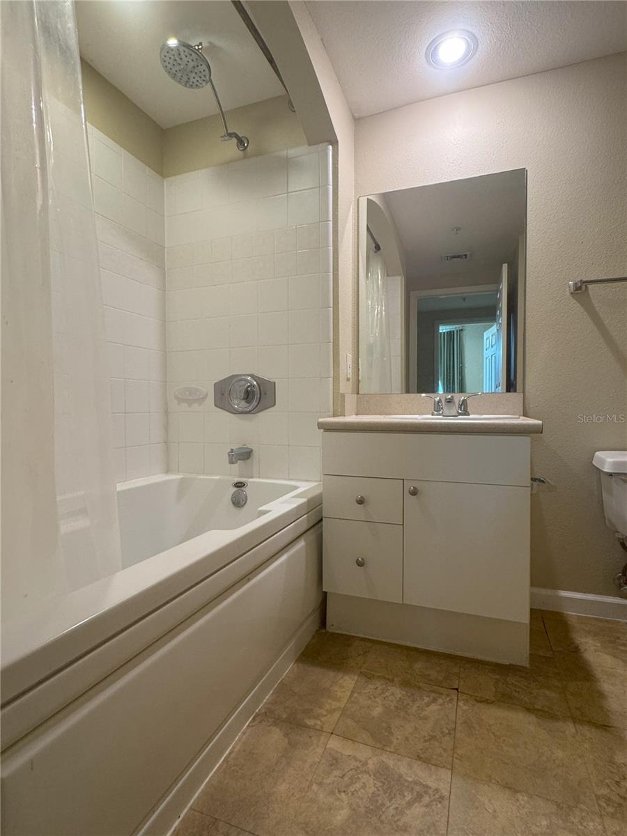 322 E CENTRAL BLVD #908, ORLANDO, FL, 32801