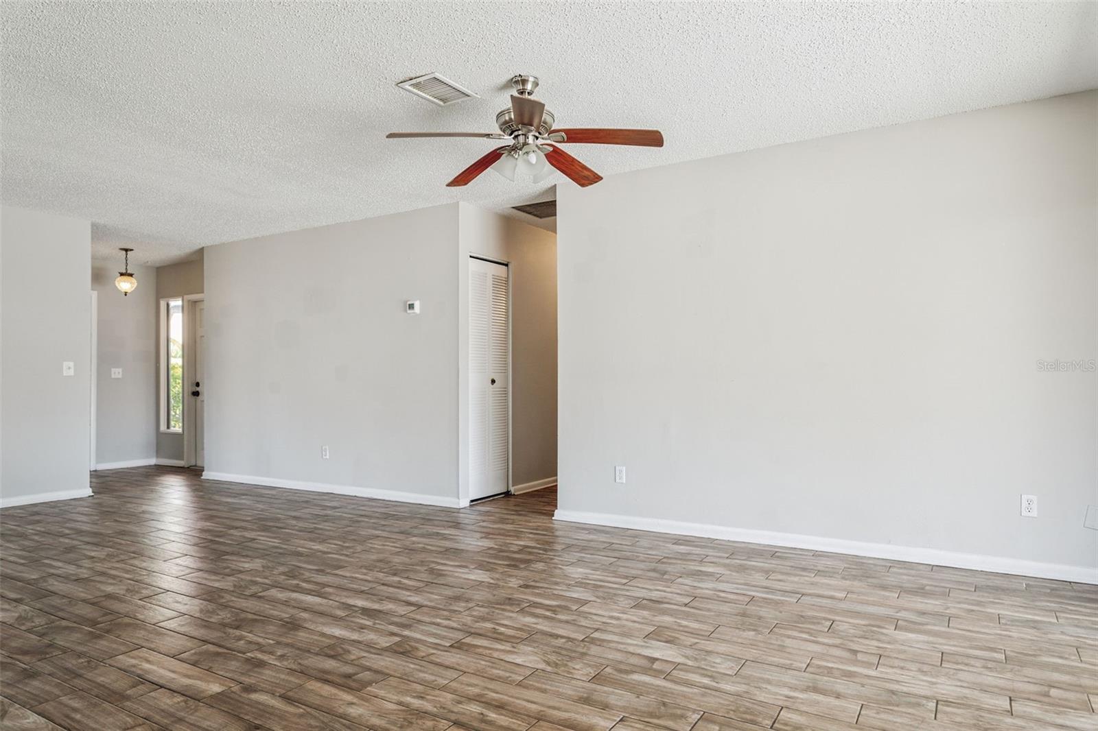 14013 BRIARDALE LN, TAMPA, FL, 33618