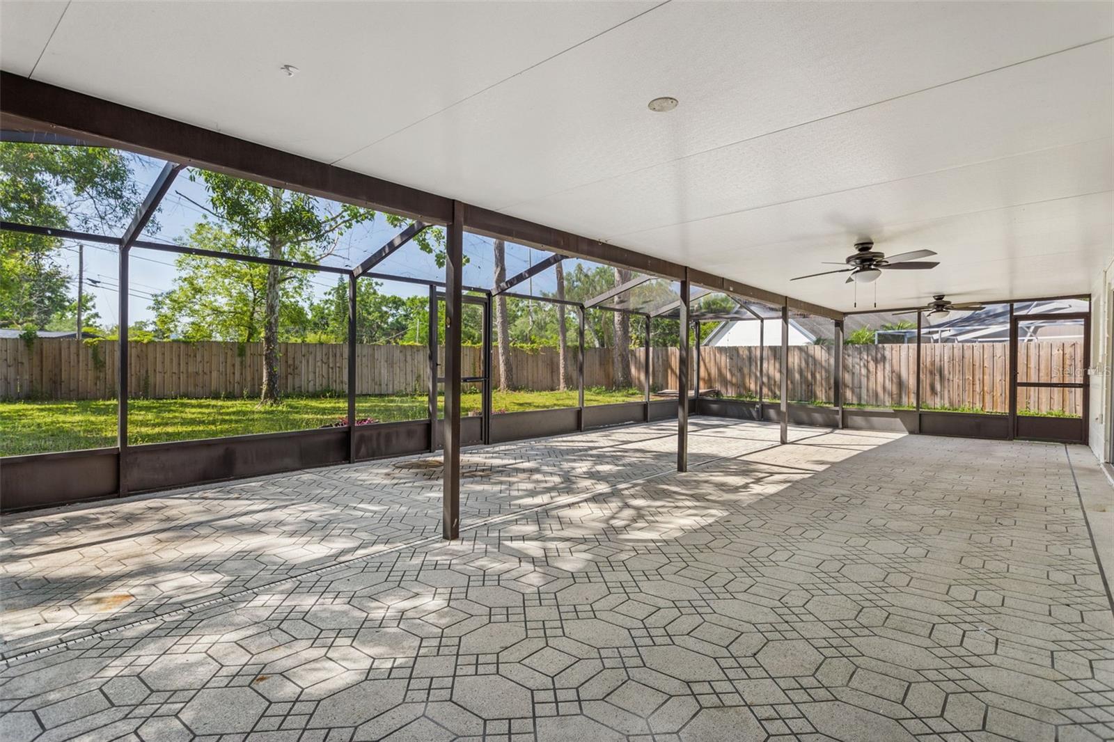 14013 BRIARDALE LN, TAMPA, FL, 33618