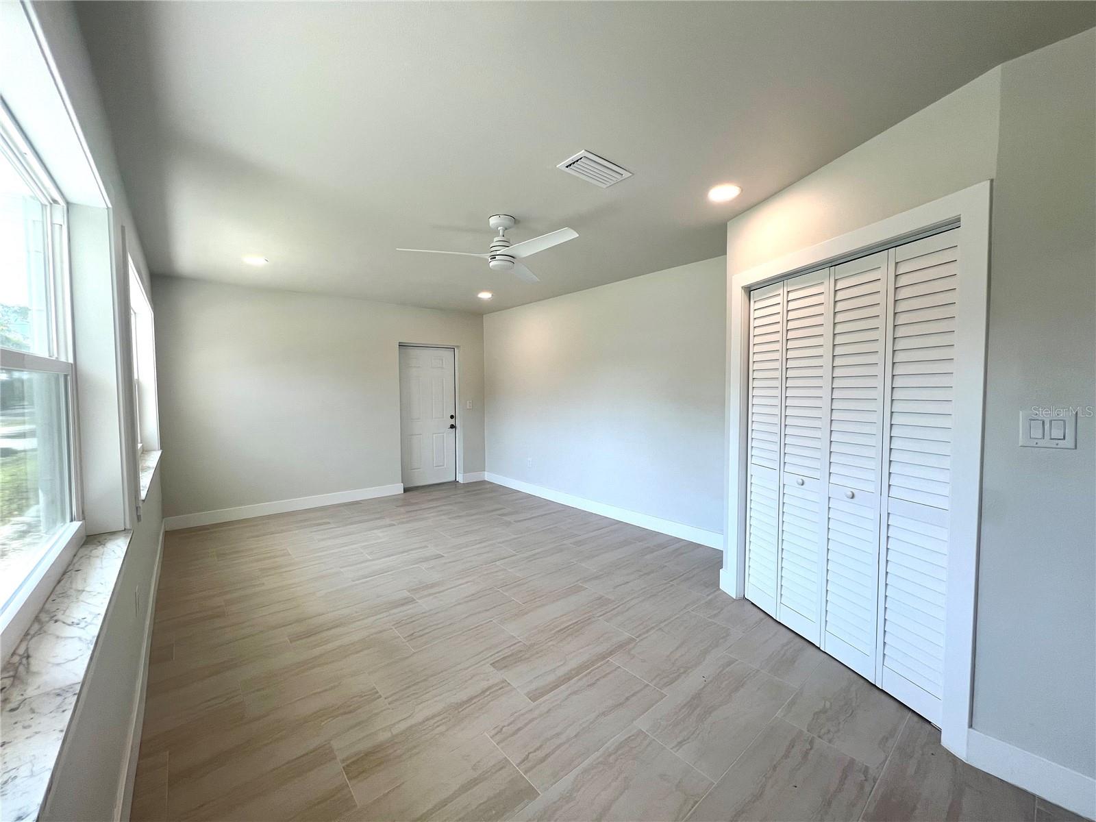 352 OAK ST, ENGLEWOOD, FL, 34223