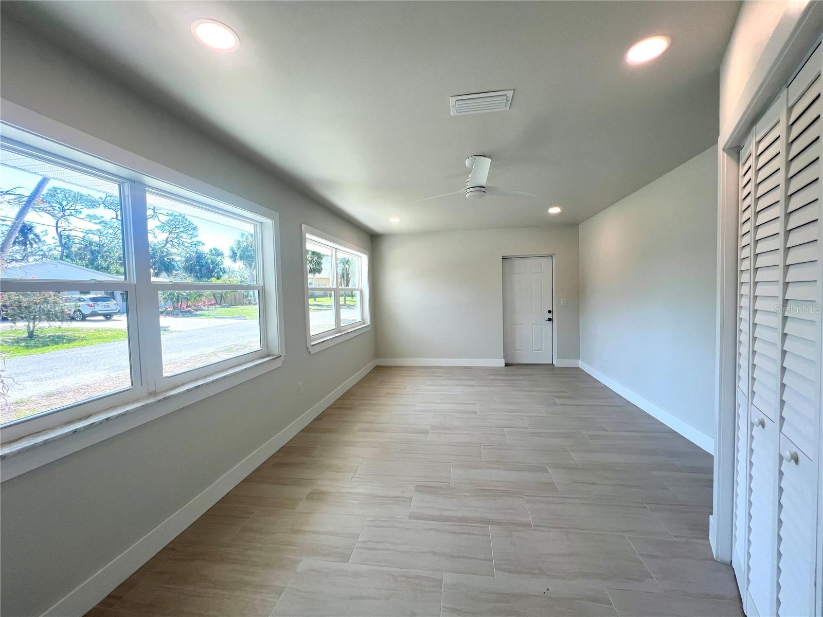 352 OAK ST, ENGLEWOOD, FL, 34223