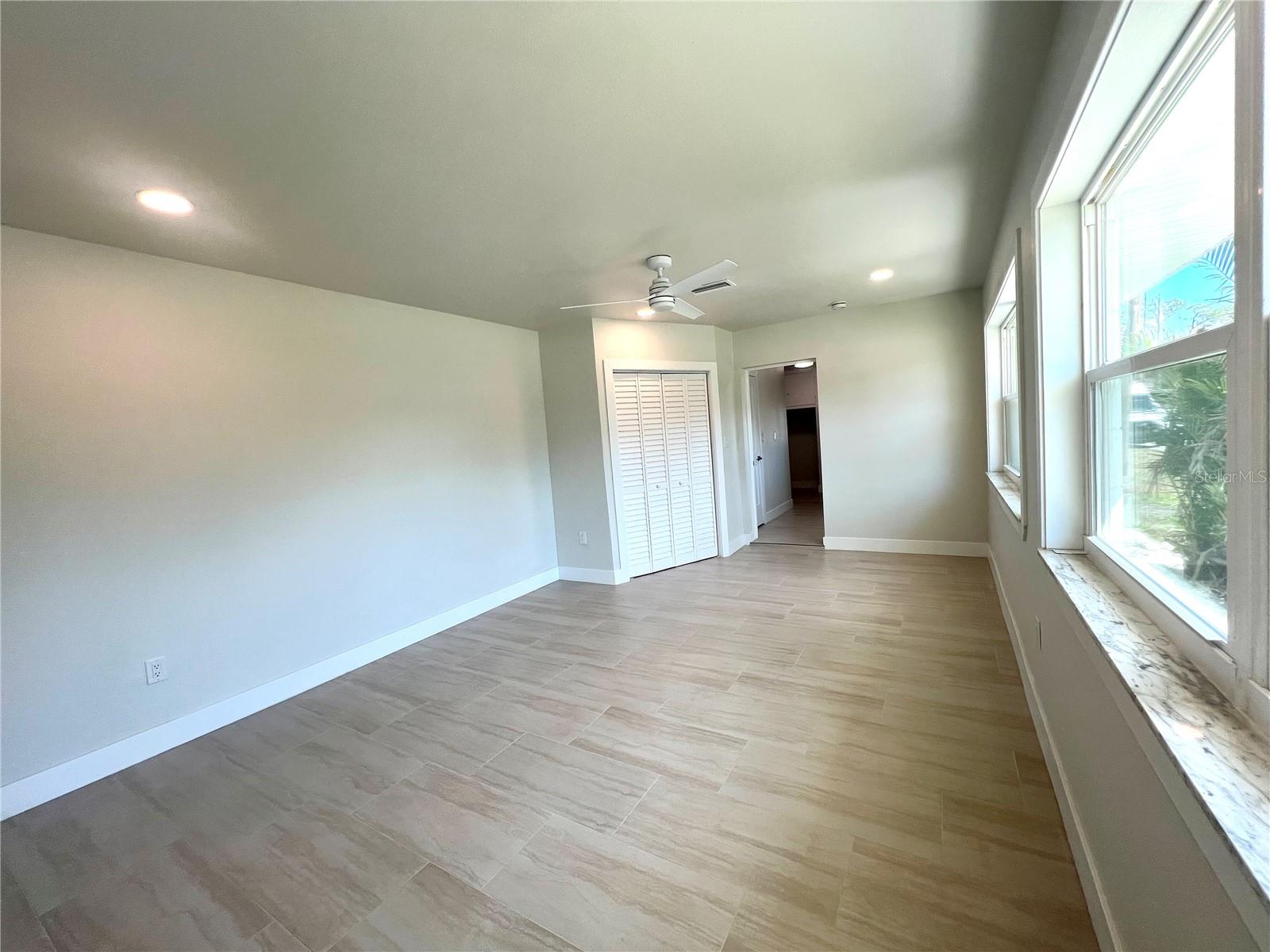 352 OAK ST, ENGLEWOOD, FL, 34223