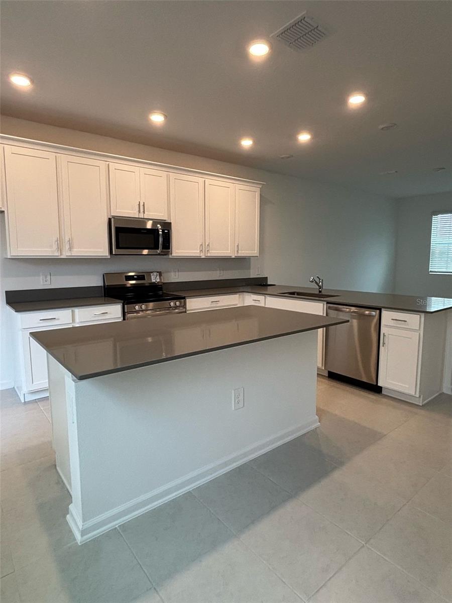 1996 TOHOQUA BLVD, KISSIMMEE, FL, 34744
