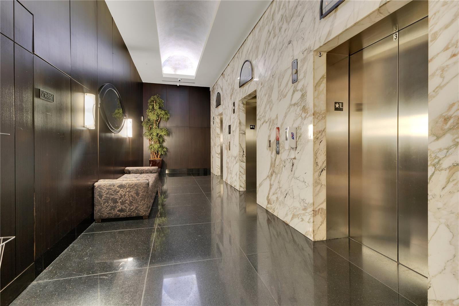 100 S EOLA DR #1102, ORLANDO, FL, 32801