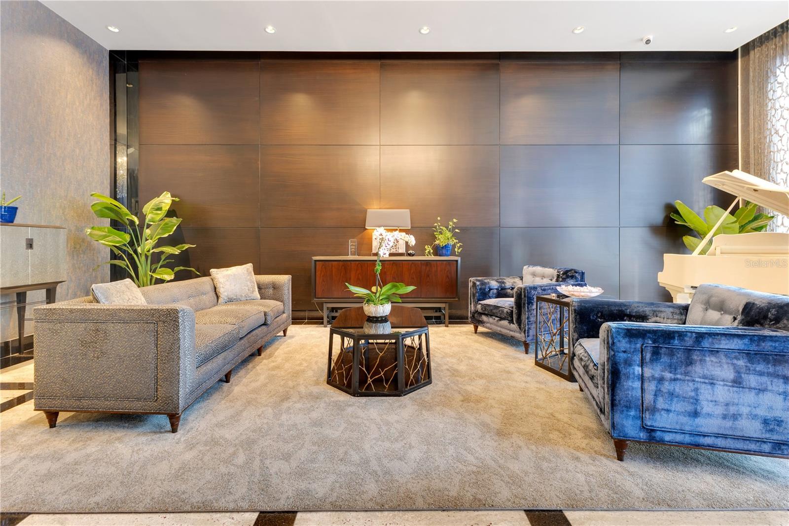 100 S EOLA DR #1102, ORLANDO, FL, 32801