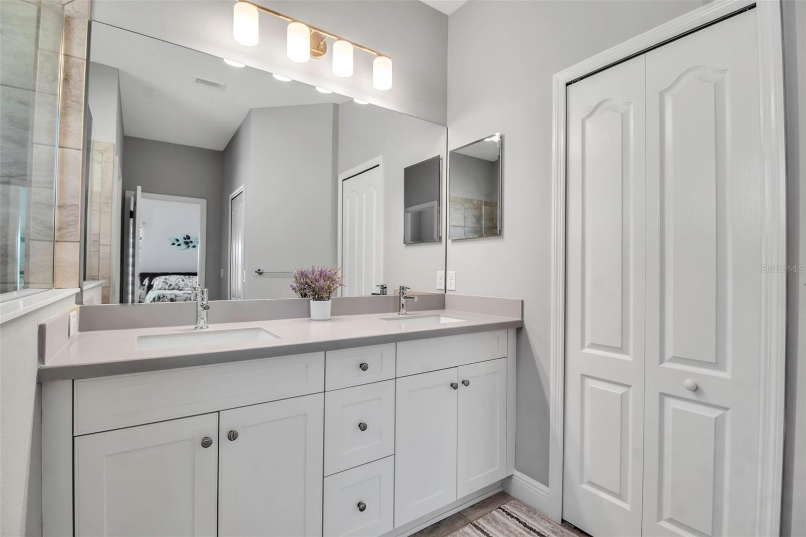 12915 TRUE BLUE CIR, BRADENTON, FL, 34211