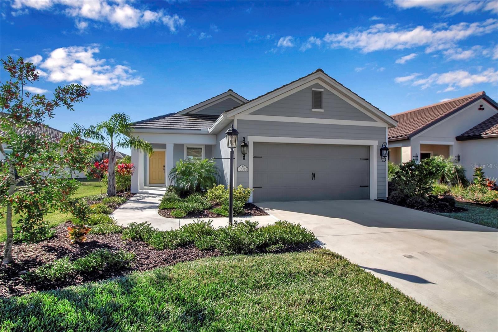 12915 TRUE BLUE CIR, BRADENTON, FL, 34211