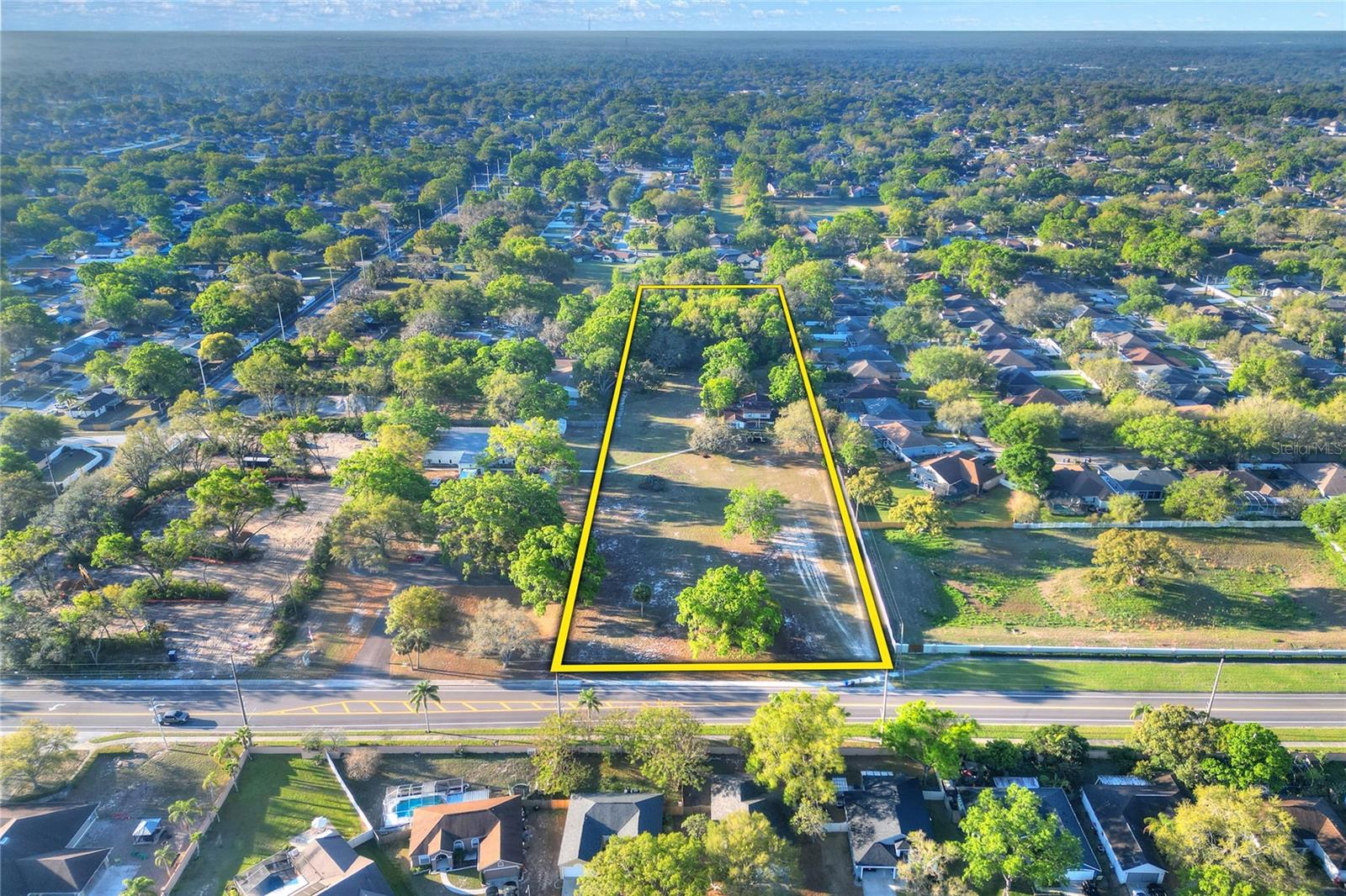 4207 E LUMSDEN RD, VALRICO, FL, 33594