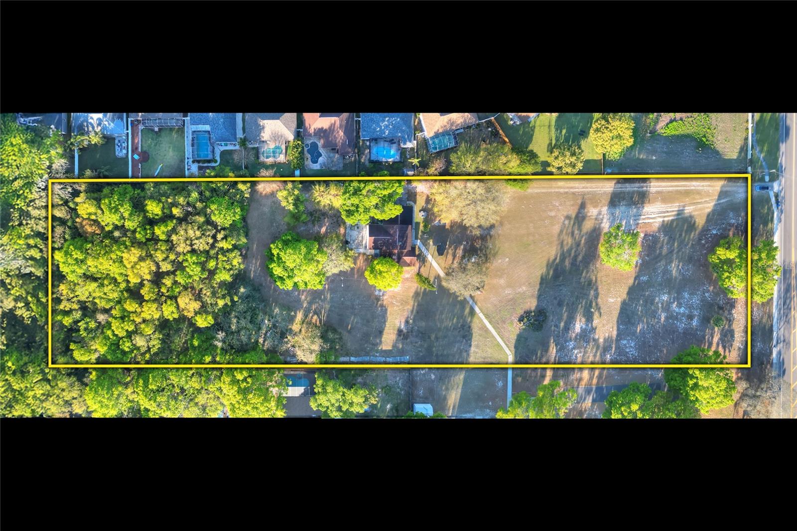 4207 E LUMSDEN RD, VALRICO, FL, 33594