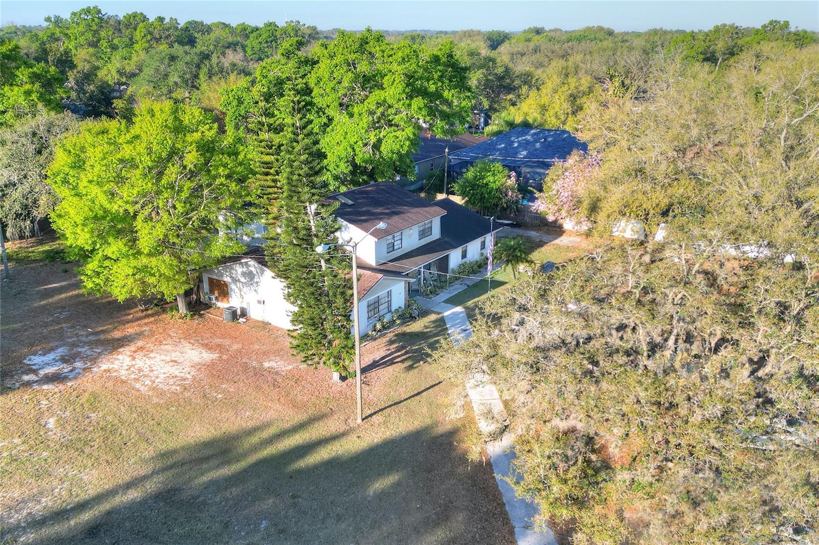 4207 E LUMSDEN RD, VALRICO, FL, 33594